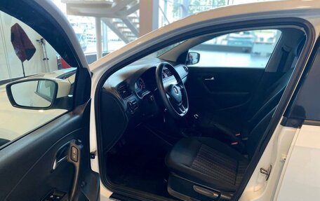 Volkswagen Polo VI (EU Market), 2015 год, 1 150 000 рублей, 16 фотография