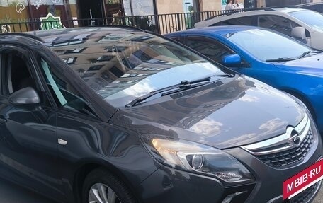 Opel Zafira C рестайлинг, 2013 год, 1 150 000 рублей, 3 фотография