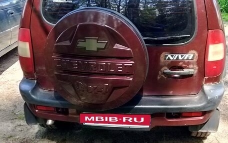Chevrolet Niva I рестайлинг, 2004 год, 275 000 рублей, 3 фотография