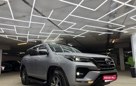 Toyota Fortuner II, 2020 год, 4 100 000 рублей, 8 фотография