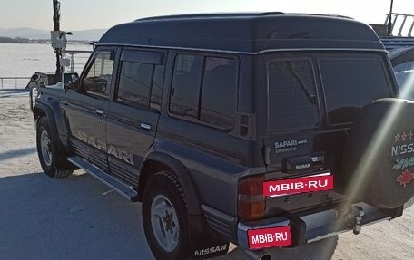 Nissan Safari IV, 1994 год, 2 200 000 рублей, 4 фотография