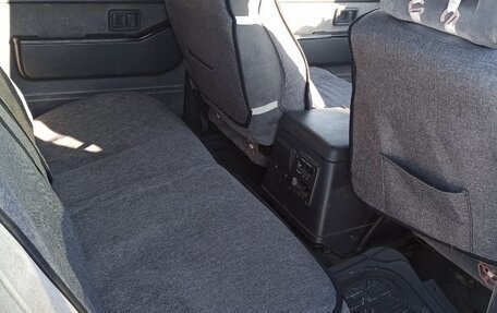 Nissan Safari IV, 1994 год, 2 200 000 рублей, 11 фотография