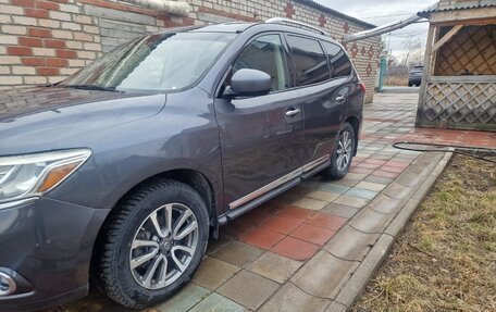 Nissan Pathfinder, 2014 год, 1 700 000 рублей, 3 фотография
