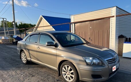 Toyota Avensis III рестайлинг, 2006 год, 840 000 рублей, 2 фотография