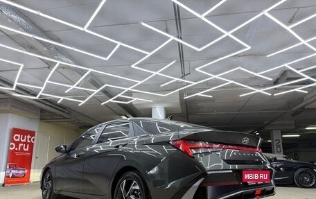 Hyundai Elantra, 2023 год, 2 100 000 рублей, 15 фотография