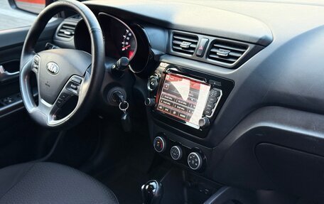 KIA Rio III рестайлинг, 2016 год, 1 100 000 рублей, 33 фотография