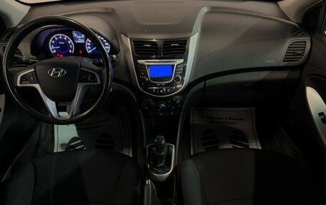 Hyundai Solaris II рестайлинг, 2012 год, 720 000 рублей, 8 фотография