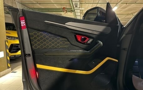 Lamborghini Urus I, 2025 год, 46 500 000 рублей, 16 фотография