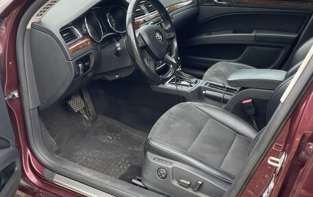 Skoda Superb III рестайлинг, 2014 год, 950 000 рублей, 7 фотография