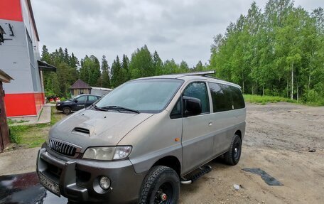 Hyundai Starex I рестайлинг, 2003 год, 1 000 000 рублей, 3 фотография