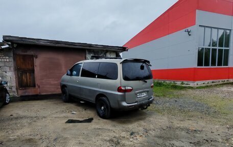 Hyundai Starex I рестайлинг, 2003 год, 1 000 000 рублей, 6 фотография