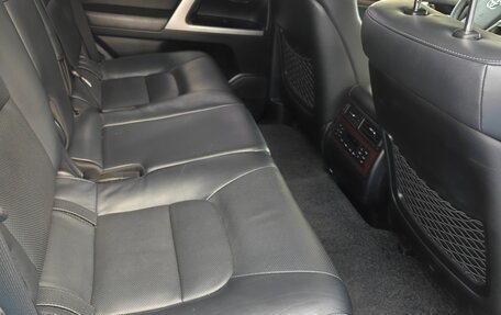 Toyota Land Cruiser 200, 2016 год, 6 000 000 рублей, 9 фотография