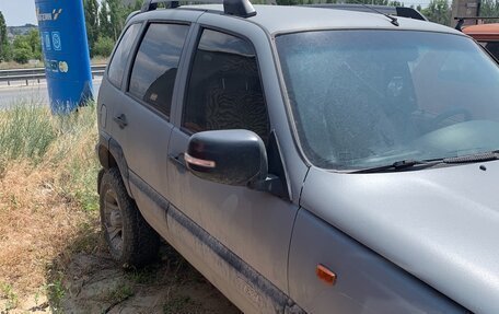 Chevrolet Niva I рестайлинг, 2005 год, 420 000 рублей, 3 фотография