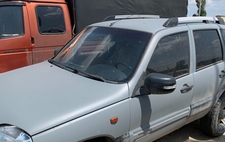 Chevrolet Niva I рестайлинг, 2005 год, 420 000 рублей, 2 фотография