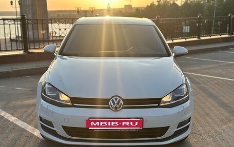 Volkswagen Golf VII, 2013 год, 1 120 000 рублей, 2 фотография