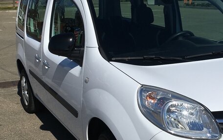 Renault Kangoo II рестайлинг, 2014 год, 1 800 000 рублей, 2 фотография