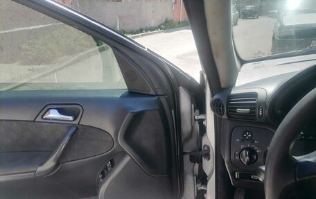 Mercedes-Benz C-Класс, 2001 год, 580 000 рублей, 11 фотография