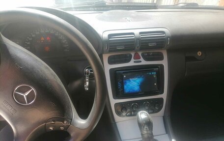 Mercedes-Benz C-Класс, 2001 год, 580 000 рублей, 6 фотография