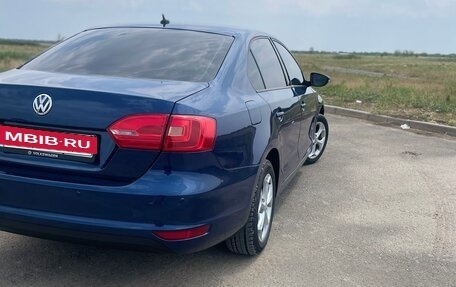 Volkswagen Jetta VI, 2013 год, 975 000 рублей, 6 фотография