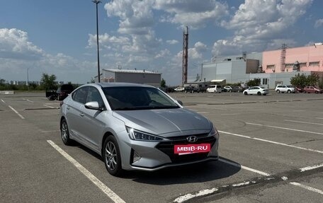 Hyundai Elantra VI рестайлинг, 2020 год, 1 650 000 рублей, 8 фотография