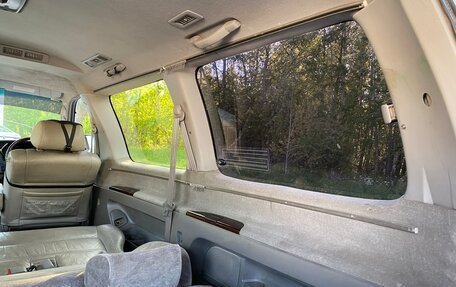 Nissan Elgrand I, 2000 год, 730 000 рублей, 8 фотография