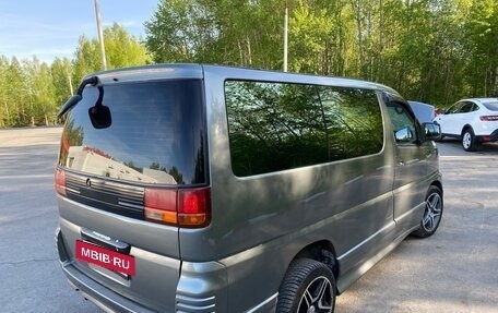 Nissan Elgrand I, 2000 год, 730 000 рублей, 4 фотография