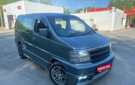 Nissan Elgrand I, 2000 год, 730 000 рублей, 22 фотография