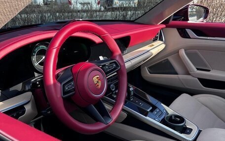 Porsche 911, 2021 год, 30 000 000 рублей, 9 фотография