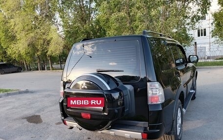 Mitsubishi Pajero IV, 2012 год, 2 150 000 рублей, 6 фотография