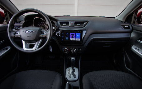 KIA Rio III рестайлинг, 2013 год, 850 000 рублей, 14 фотография