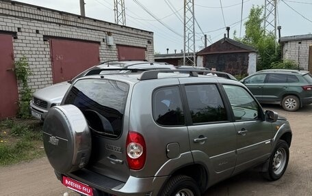 Chevrolet Niva I рестайлинг, 2011 год, 390 000 рублей, 3 фотография
