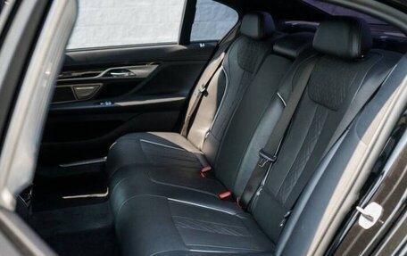 BMW 7 серия, 2022 год, 9 670 000 рублей, 14 фотография