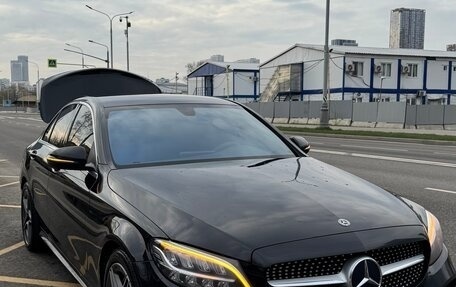 Mercedes-Benz C-Класс, 2018 год, 3 500 000 рублей, 5 фотография