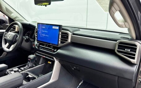 Toyota Tundra, 2022 год, 8 555 000 рублей, 14 фотография