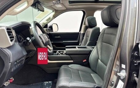 Toyota Tundra, 2022 год, 8 555 000 рублей, 11 фотография
