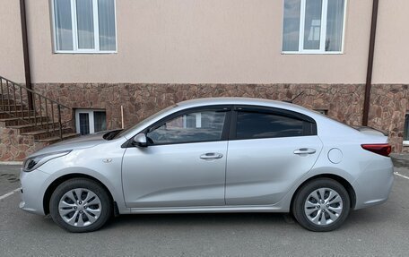 KIA Rio IV, 2019 год, 1 800 000 рублей, 3 фотография