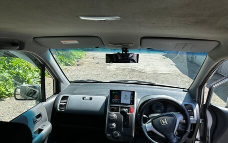 Honda Mobilio Spike I рестайлинг, 2006 год, 500 000 рублей, 6 фотография