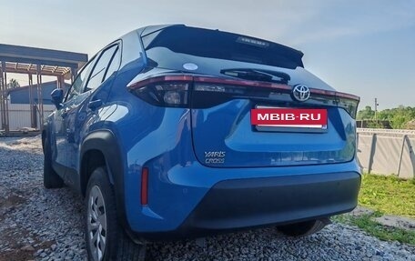 Toyota Yaris Cross, 2020 год, 1 800 000 рублей, 3 фотография