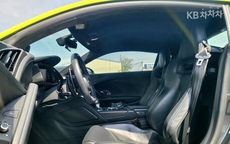 Audi R8, 2022 год, 12 800 666 рублей, 9 фотография