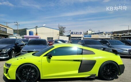 Audi R8, 2022 год, 12 800 666 рублей, 4 фотография