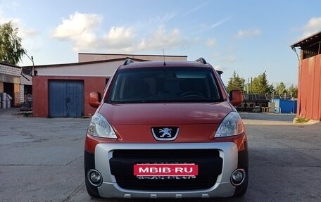 Peugeot Partner II рестайлинг 2, 2011 год, 910 000 рублей, 3 фотография