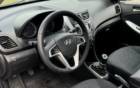 Hyundai Solaris II рестайлинг, 2014 год, 762 000 рублей, 7 фотография