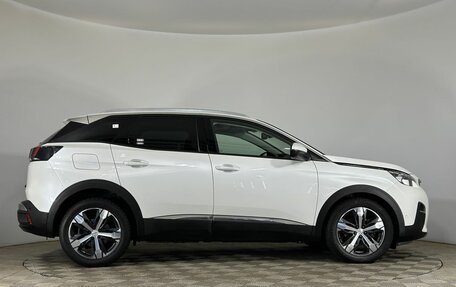 Peugeot 3008 II, 2019 год, 1 990 000 рублей, 4 фотография