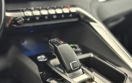 Peugeot 3008 II, 2019 год, 1 990 000 рублей, 13 фотография