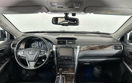 Toyota Camry, 2016 год, 2 550 000 рублей, 7 фотография