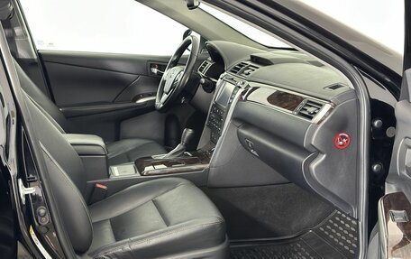 Toyota Camry, 2016 год, 2 550 000 рублей, 14 фотография