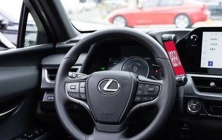 Lexus UX I, 2022 год, 2 390 099 рублей, 12 фотография