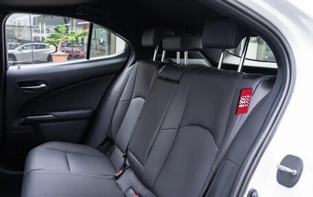 Lexus UX I, 2022 год, 2 390 099 рублей, 19 фотография