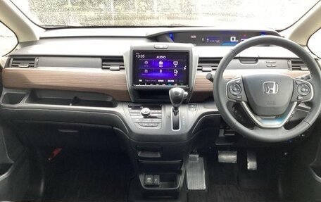 Honda Freed II, 2022 год, 1 267 000 рублей, 6 фотография