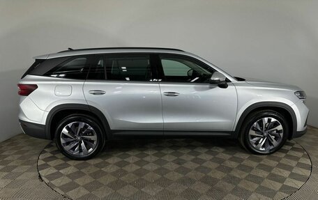 Skoda Kodiaq, 2025 год, 5 600 000 рублей, 4 фотография